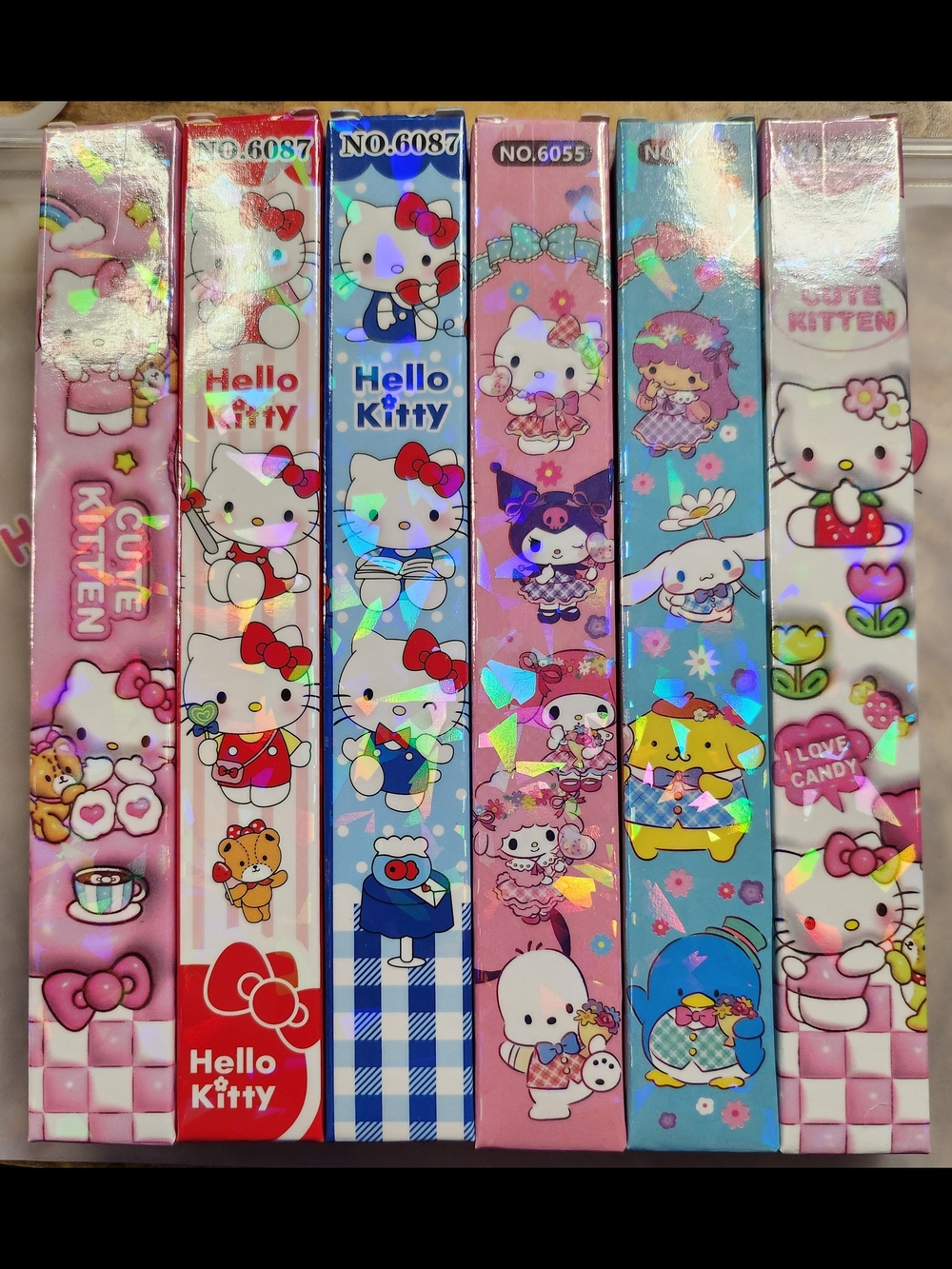 Hello Kitty Holographic Pink Character Blind Box PENS 6pk